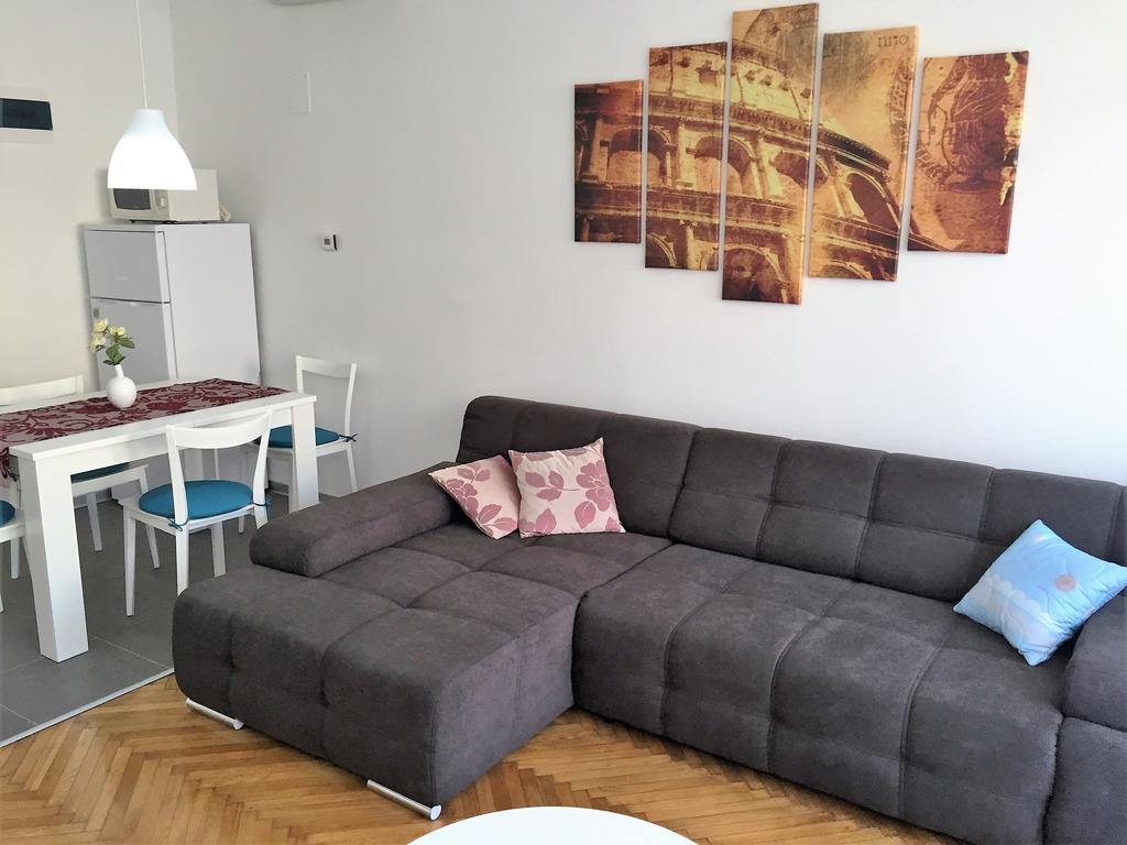 Arenacentar Apartments Пула Екстериор снимка