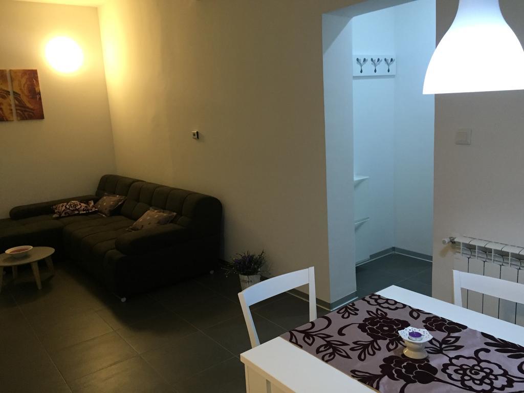 Arenacentar Apartments Пула Екстериор снимка